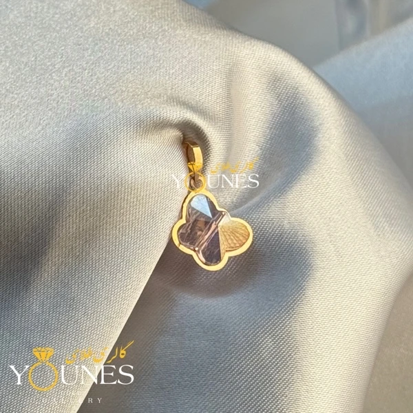 تصویر دوم آویز طلا سواروسکی پروانه ای کرم